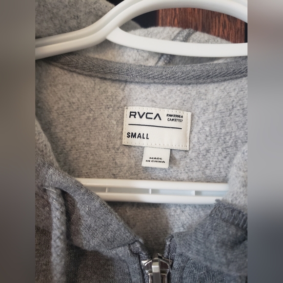 🪴bogo FREE🪴 RVCA Hooded Cotton Vest Size Small - Picture 2 of 3